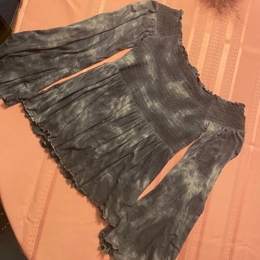 Off the Shoulder Black Tie Dye long sleeve